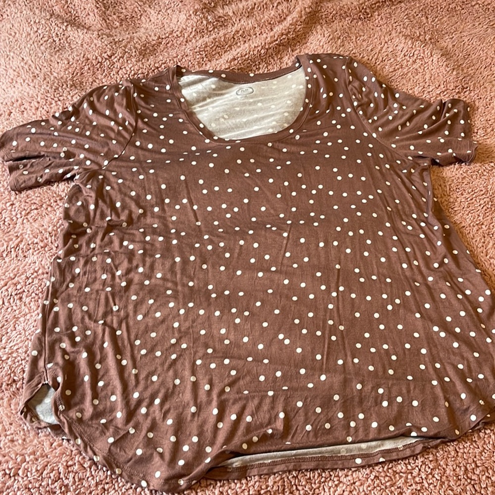 Maurice’s 24/7 tee